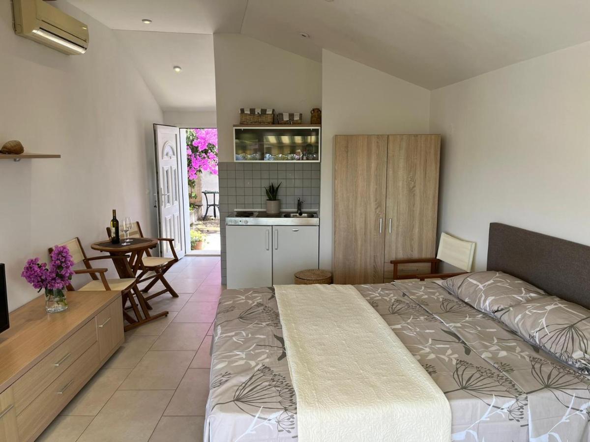 Studio Apartment Sol Млини Экстерьер фото